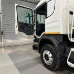 Scania P400 8×4 Sleeper Cab Tipper Manual - thumbnail
