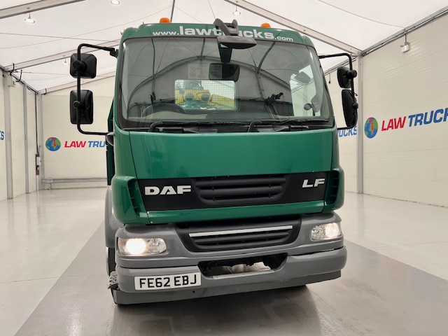 Daf LF55 220 Day Cab Dropside Crane
