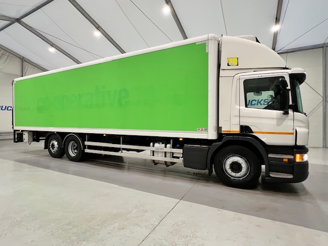 Scania P280 6×2 Rear Lift Day Cab Fridge Box