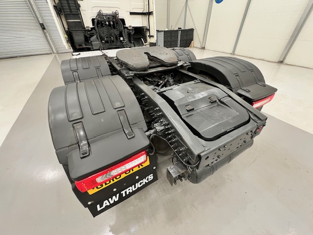 Volvo FH 500 6×2 Midlift Tractor Unit