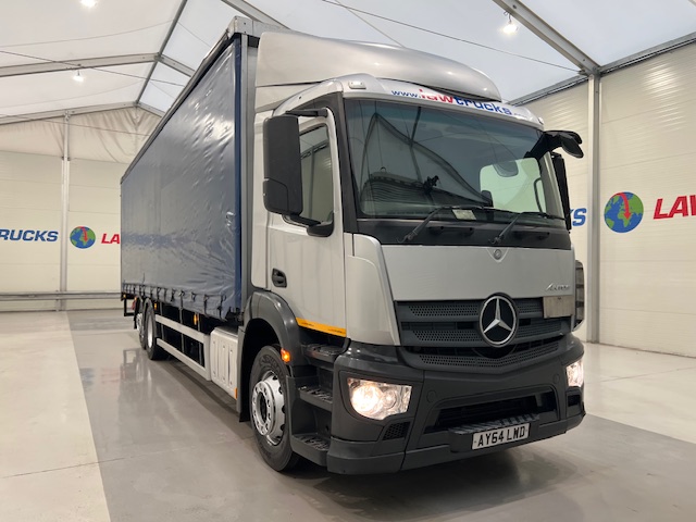 Mercedes Actros 2530 6×2 Day Cab Curtainsider