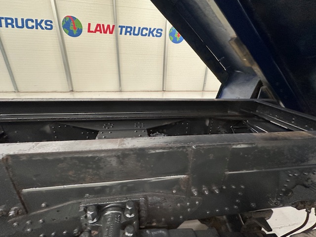 DAF CF85 410 8×4 Day Cab Steel Tipper Grab