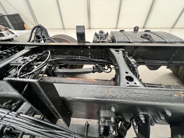 Scania P370 8×4 Rest Cab Tipper Manual