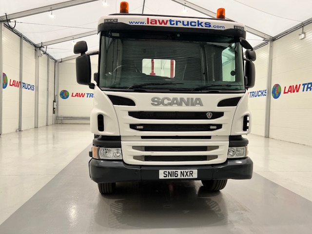 Scania P370 8×4 Rest Cab Hookloader Manual