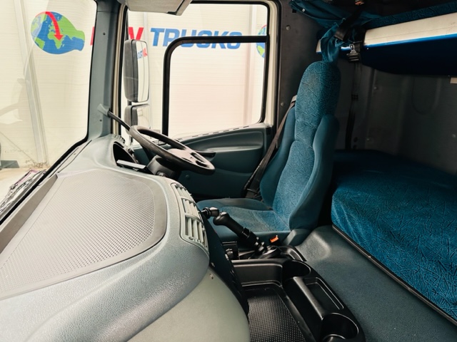 DAF CF65 220 Sleeper Cab Fridge Box