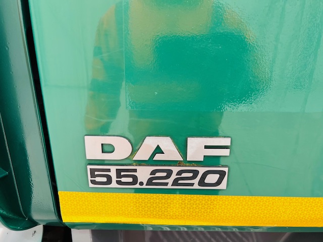 DAF LF55 220 Day Cab Dropside Brick Grab