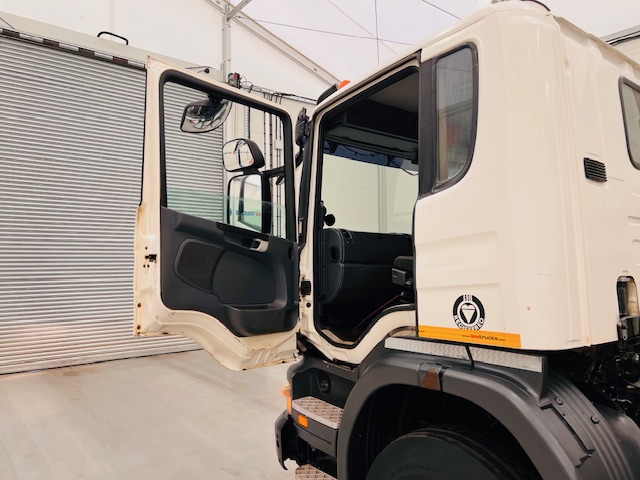 Scania P280 6×4 Day Cab Cement Mixer