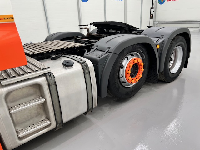 MAN TGX 26.470 6×2 Midlift Tractor Unit