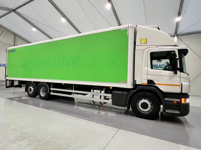 Scania P280 6×2 Rear Lift Day Cab Fridge