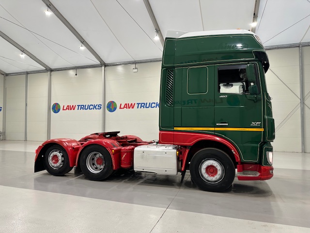 DAF XF 460 6×2 Rear Lift Tractor Unit Manual