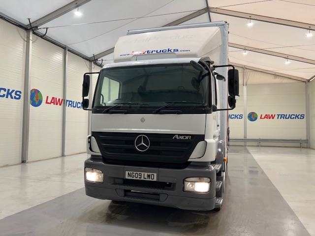 Mercedes Axor 1824 Day Cab Curtainsider