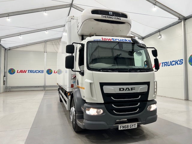 DAF LF 230 4×2 Day Cab Fridge Box