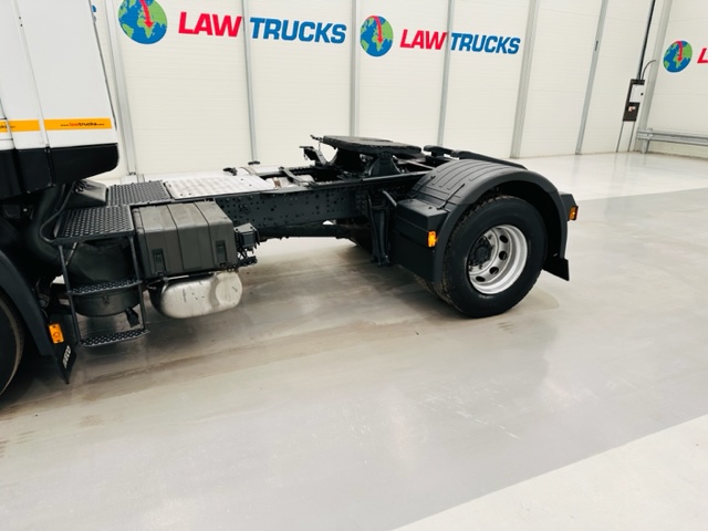 Iveco Stralis 450 4×2 Tractor Unit