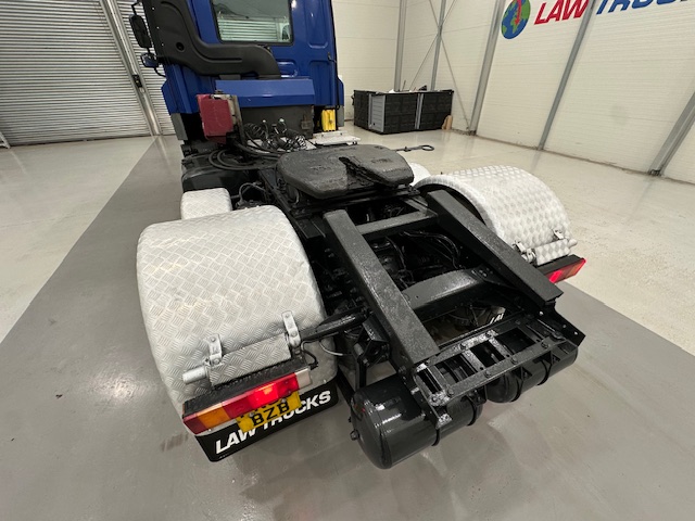 DAF CF85 410 6×2 Midlift Tractor Unit