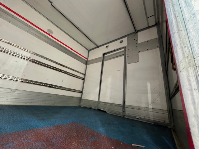 Mercedes Axor 1824 Day Cab Fridge Box