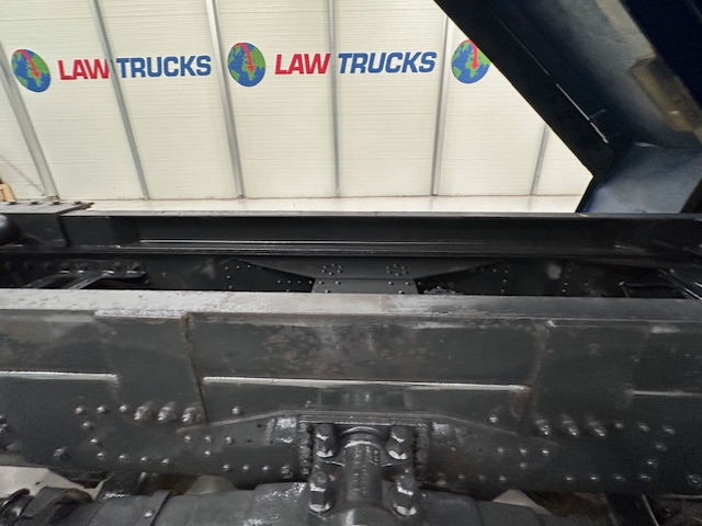 DAF CF85 410 8×4 Day Cab Steel Tipper Grab