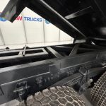 Volvo FM 370 8×4 Steel Tipper Grab - thumbnail