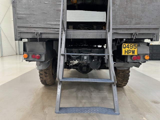 Bedford MJ 330 4×4 Cargo Truck