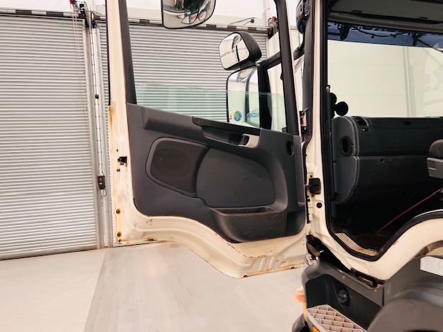 Scania P280 6×4 Day Cab Cement Mixer
