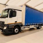 Mercedes Actros 1830 Sleeper Cab Curtainsider - thumbnail