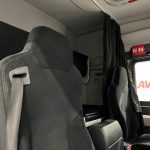MAN TGM 18.250 4×2 Sleeper Cab Curtainsider - thumbnail
