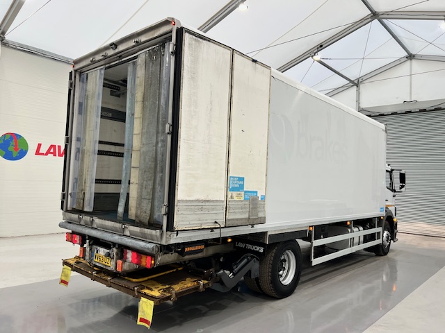 Mercedes Axor 1824 Day Cab Fridge Box Van