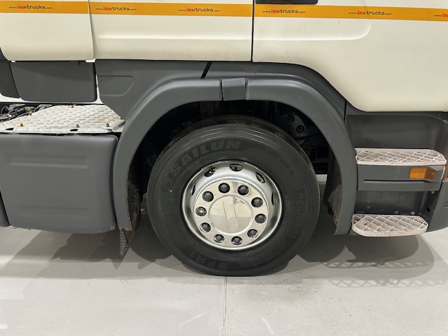 Scania G410 4×2 Sleeper Cab Tractor Unit