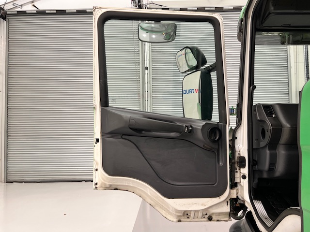 Scania P94 260 6×2 10 Tyre Flatbed Manual