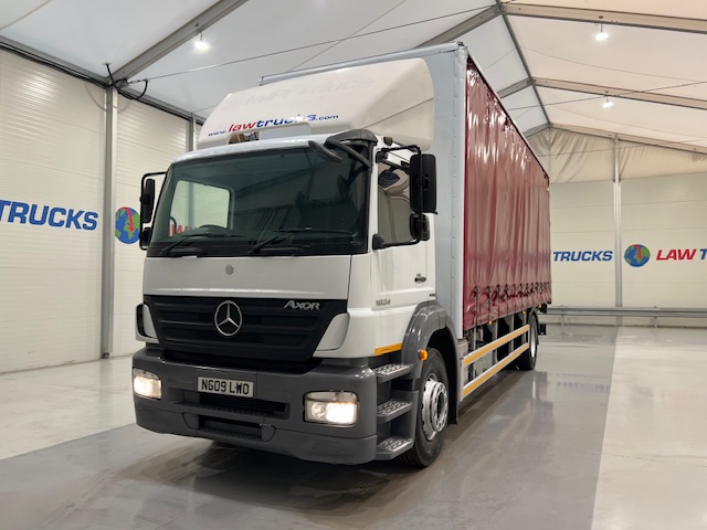Mercedes Axor 1824 Day Cab Curtainsider