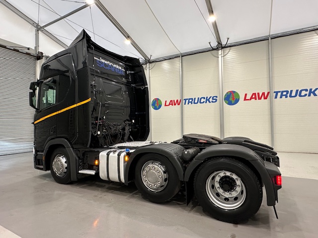 Scania R450 6×2 Midlift Highline Tractor Unit