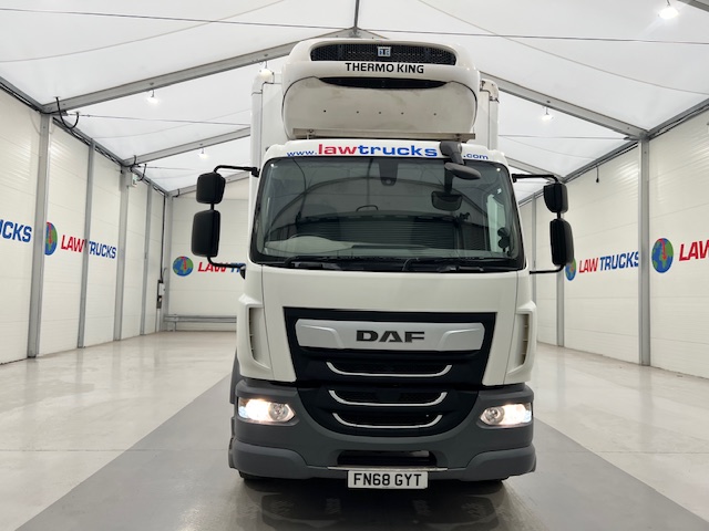 DAF LF 230 4×2 Day Cab Fridge Box