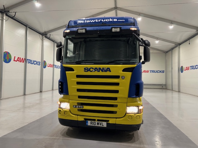 Scania R270 4×2 Sleeper Cab Box Van Manual