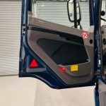 DAF CF 250 4×2 Sleeper Cab Curtainsider - thumbnail