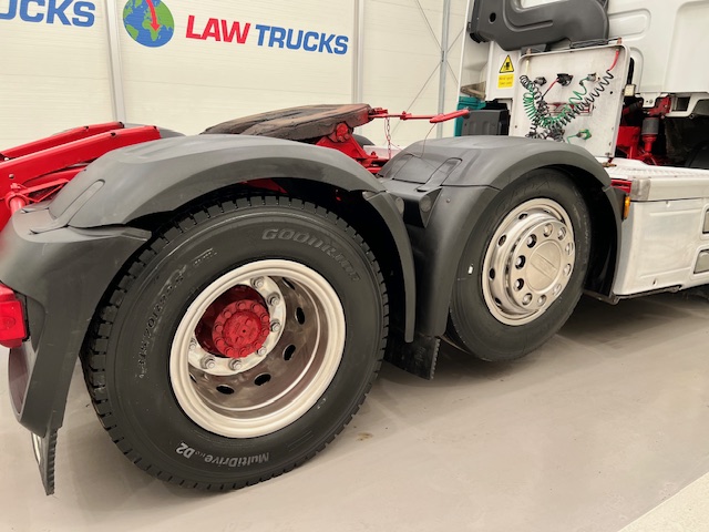 DAF CF 460 6×2 Midlift Tractor Unit
