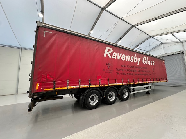Montracon Tri Axle 4.2m Curtainsider Trailer Moffat Brackets