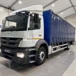 Mercedes 1824 4×2 Day Cab Curtainsider - thumbnail