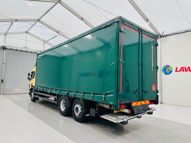 Scania P310 6×2 Sleeper Cab Curtainsider Manual
