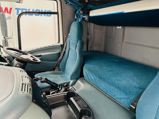 DAF CF65 220 Sleeper Cab Fridge Box