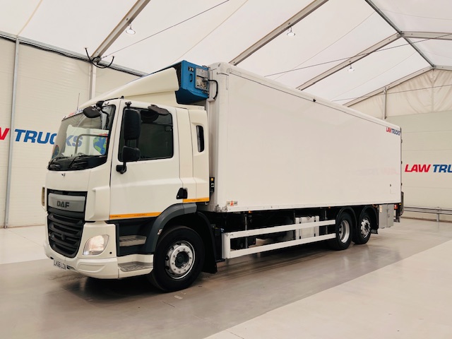 DAF CF 290 6×2 Rear Steer Fridge Box
