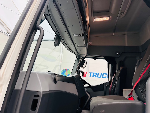 Renault T460 6×2 Midlift Tractor Unit