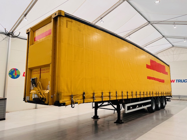 Don Bur Tri Axle Curtainsider Trailer