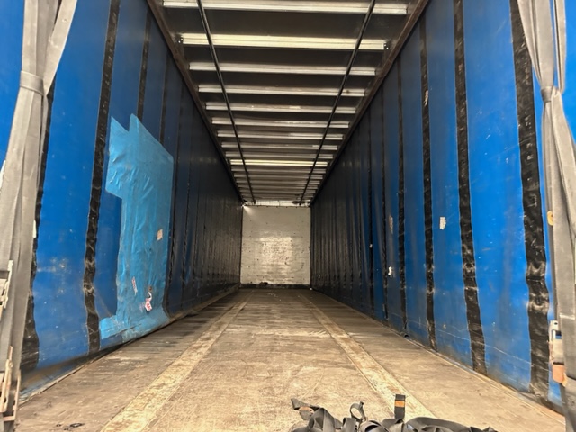 SDC Tri Axle Curtainsider Trailer