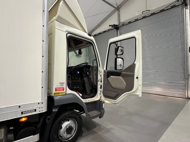 DAF LF 180 4×2 Day Cab Box Van