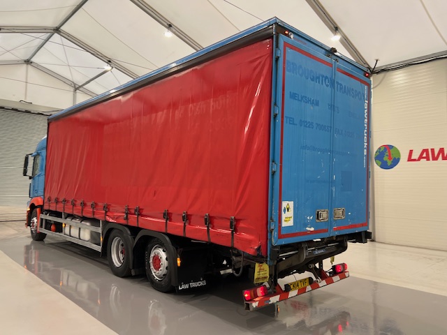 Mercedes Actros 2530 6×2 Sleeper Cab Curtainsider