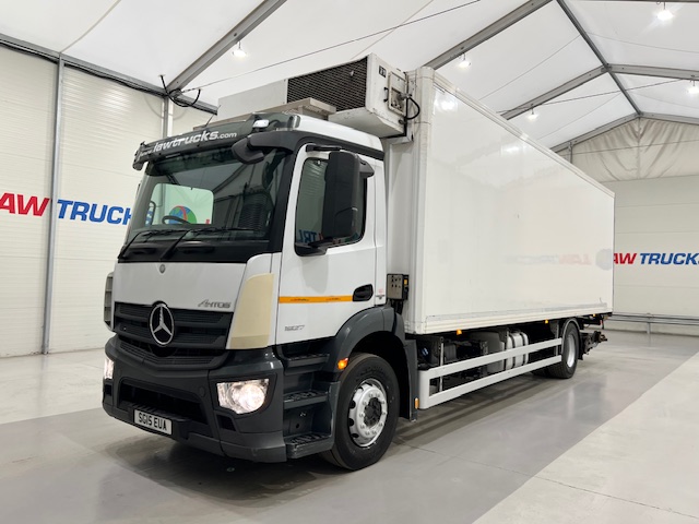 Mercedes Antos 1827 Day Cab Fridge Box