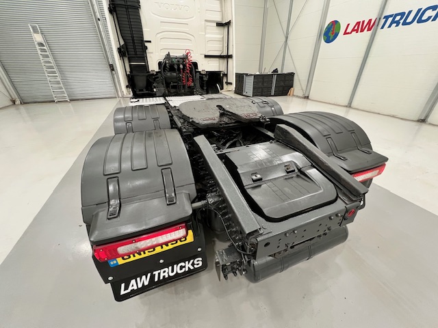 Volvo FH 500 6×2 Midlift Tractor Unit