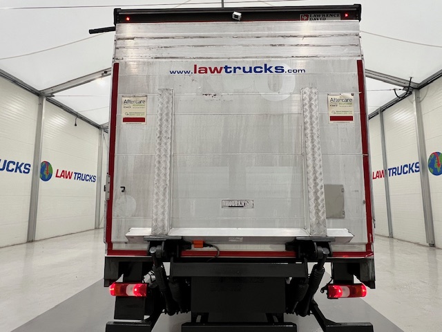 Mercedes Actros 1824 Day Cab Curtainsider