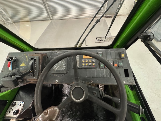 Terberg YT 180 4×2 Dock Spotter Shunter Unit