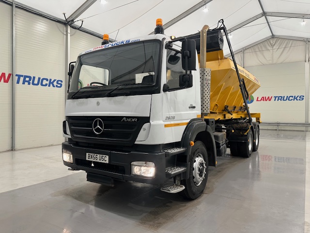Mercedes Axor 2628 6×4 Day Cab Hookloader Gritter