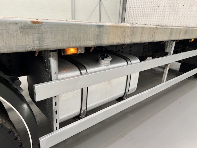 Seddon Atkinson Strato 385 6×4 Double Drive Flatbed